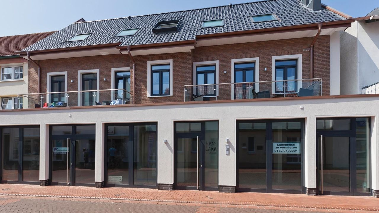 Fassade / Eingang Fassade / Eingang